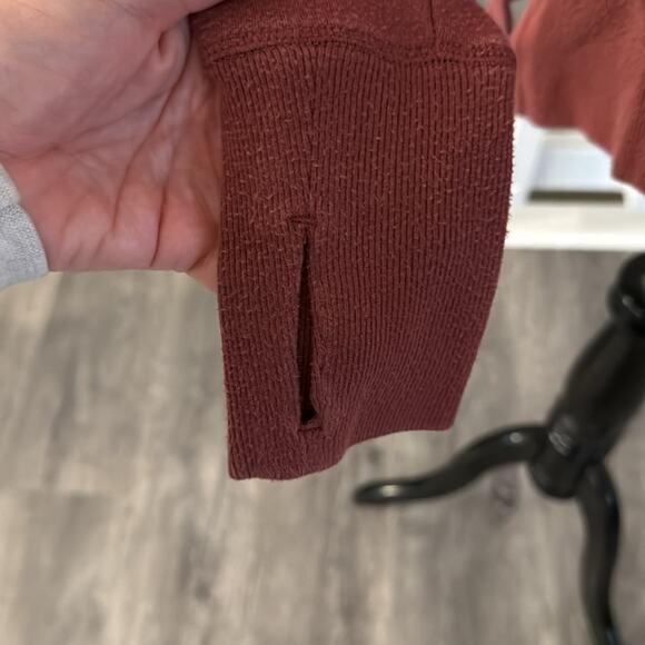 Athleta Coaster Luxe Pullover Sweatshirt Oversized Size XS Color: Maroon Red - Picture 7 of 9